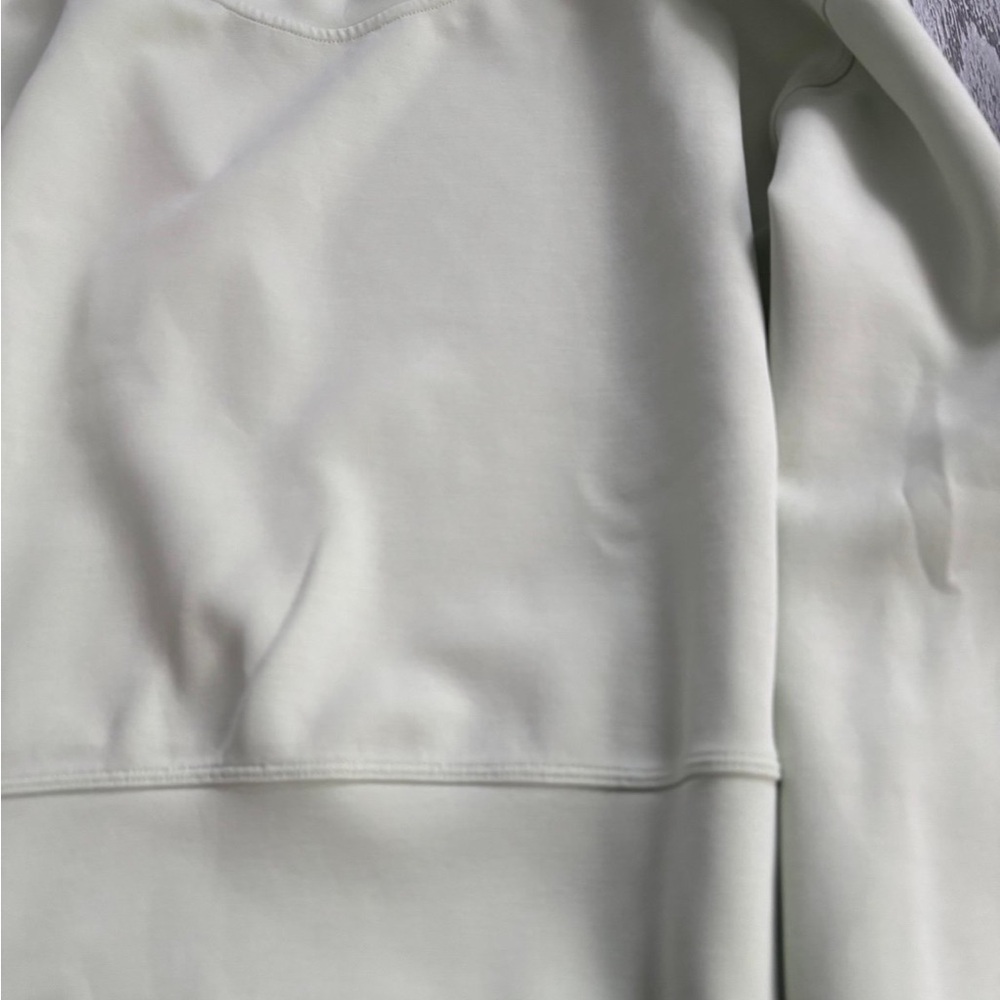 Lululemon softstreme Sweatshirt - Picture 6 of 8